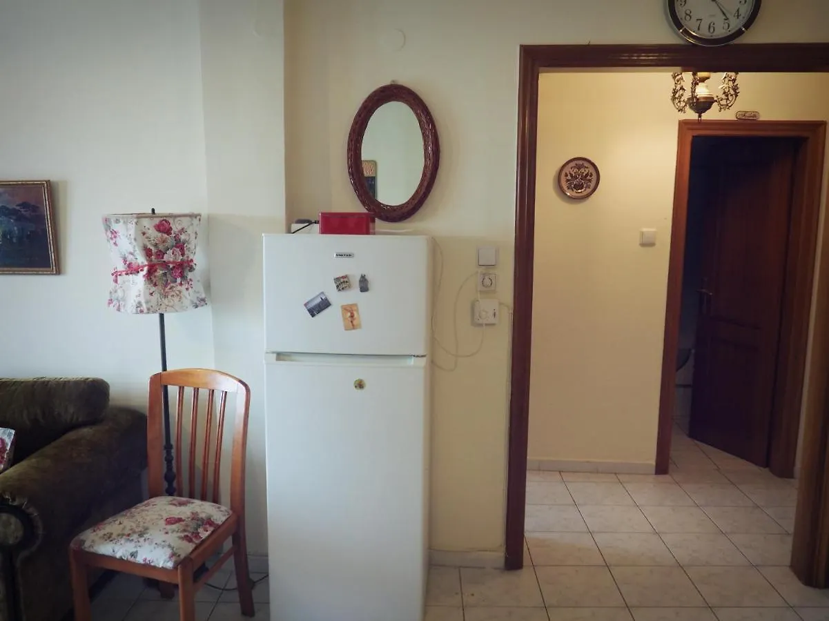 Sunny Apartment Near The Center Thessaloniki